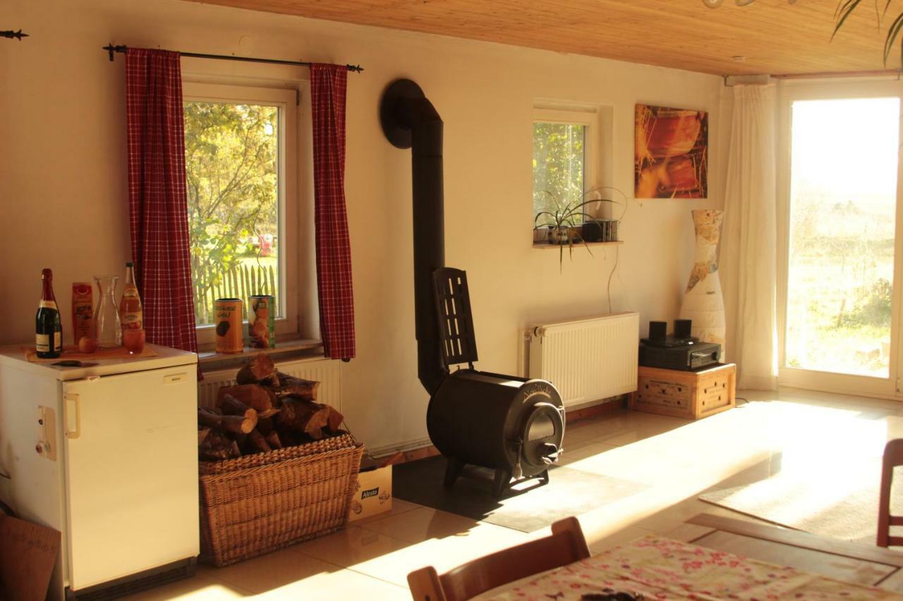 Apartment Hof Schwalbennest Amt Neuhaus Kültér fotó